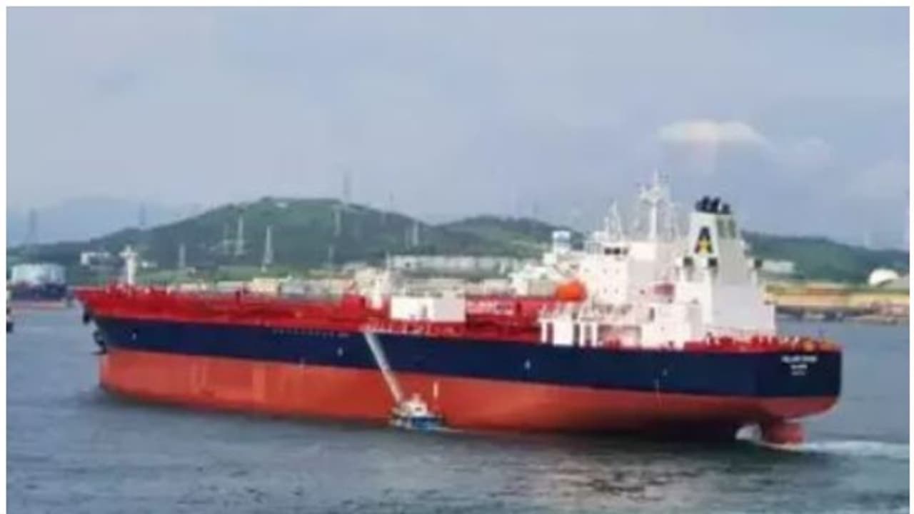 Houthi rebels attacked a container ship in the Red Sea Houthi rebels attacked a container ship in the Red Sea