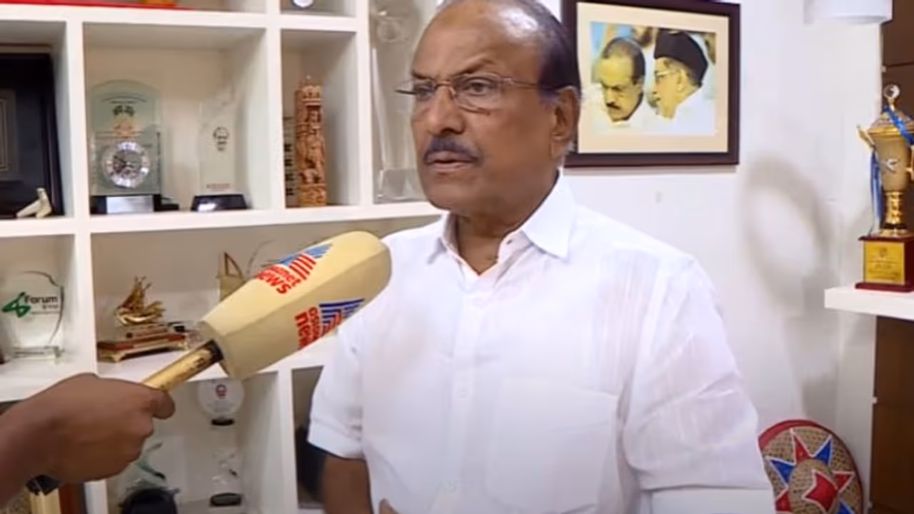P K Kunhalikutty