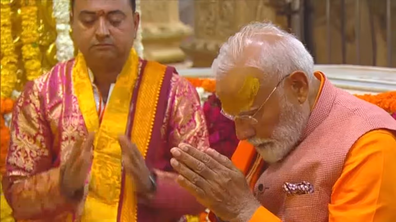 PM Modi at Somnath Mandir PM Modi at Somnath Mandir