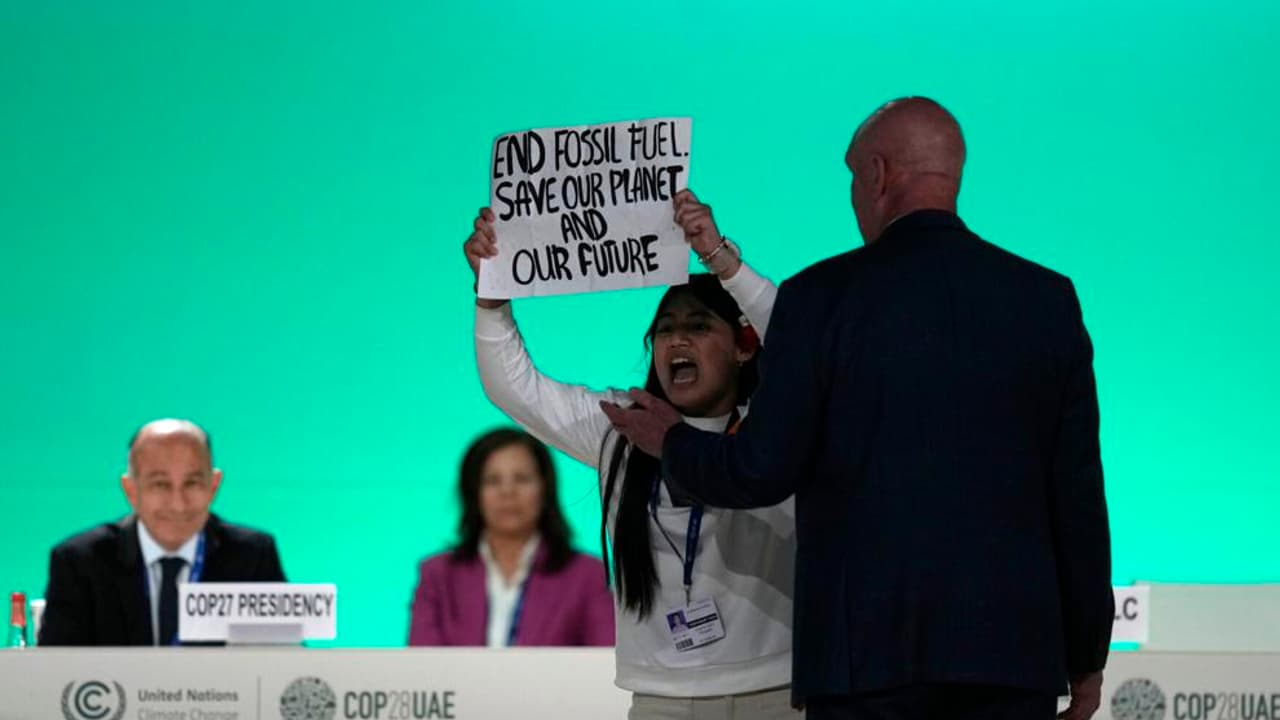 12 Year Old manipuri Girl protest COP28 Stage for climate change Shouts End Fossil Fuels bsm 12 Year Old manipuri Girl protest COP28 Stage for climate change Shouts End Fossil Fuels bsm
