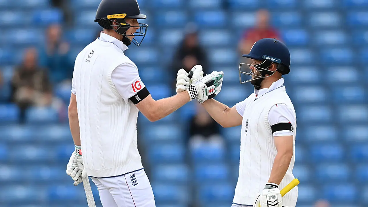 Zak Crawley and Ben Duckett