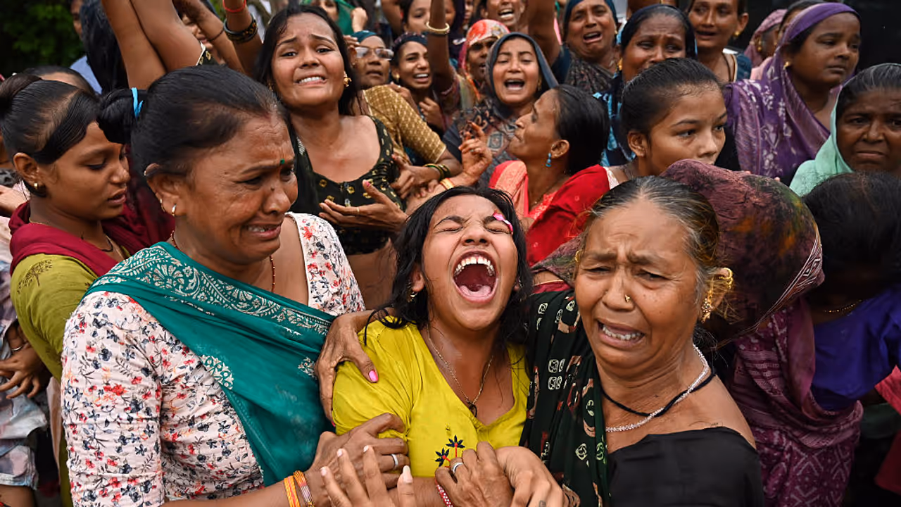 Families mourn Ahmedabad Air India plane crash victims