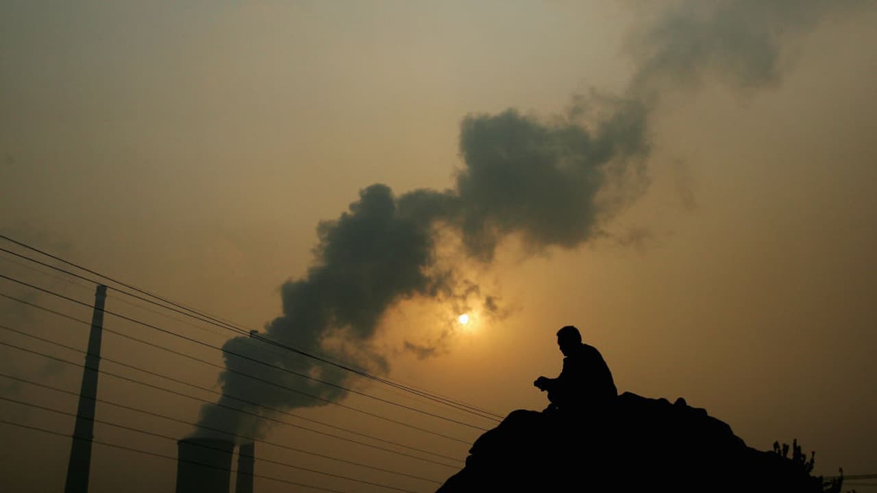 Even low levels of air pollution may quietly 'damage' your heart