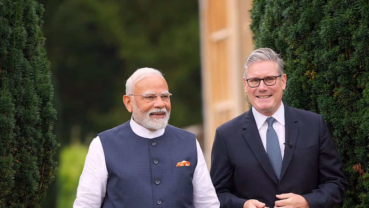 PM Narendra Modi and Keir Starmer