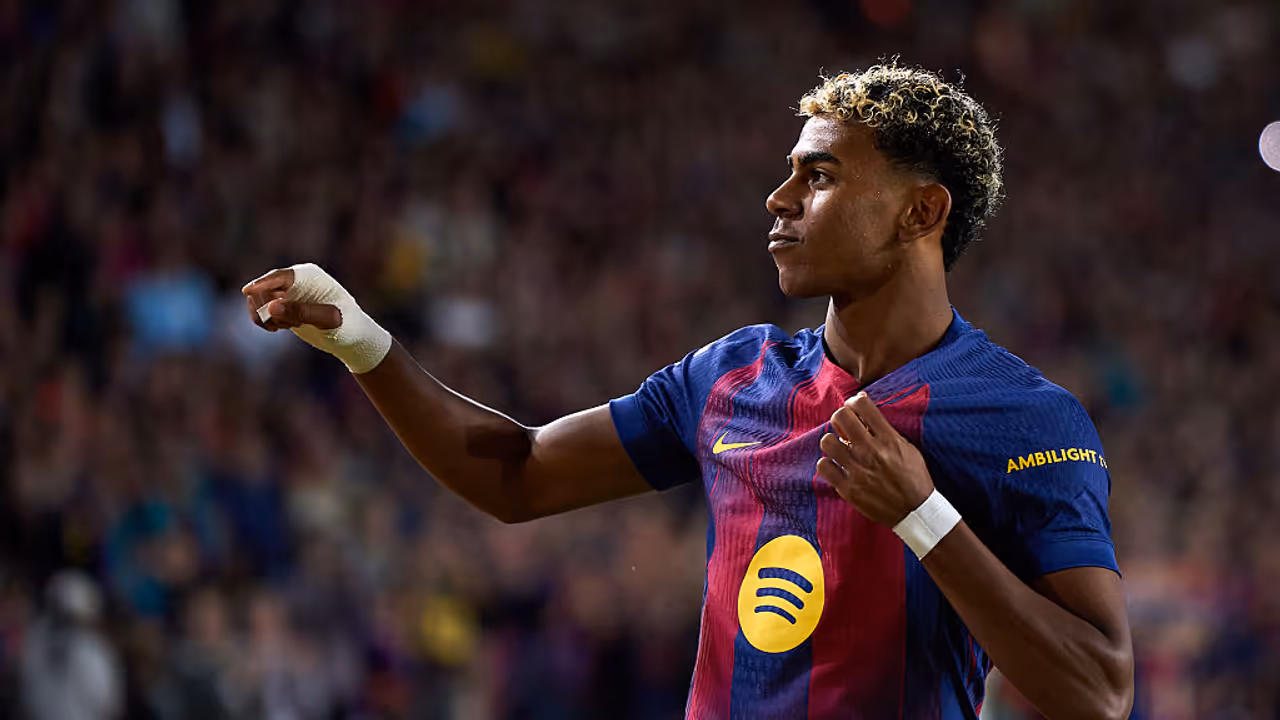 Lamine Yamal playing for FC Barcelona
