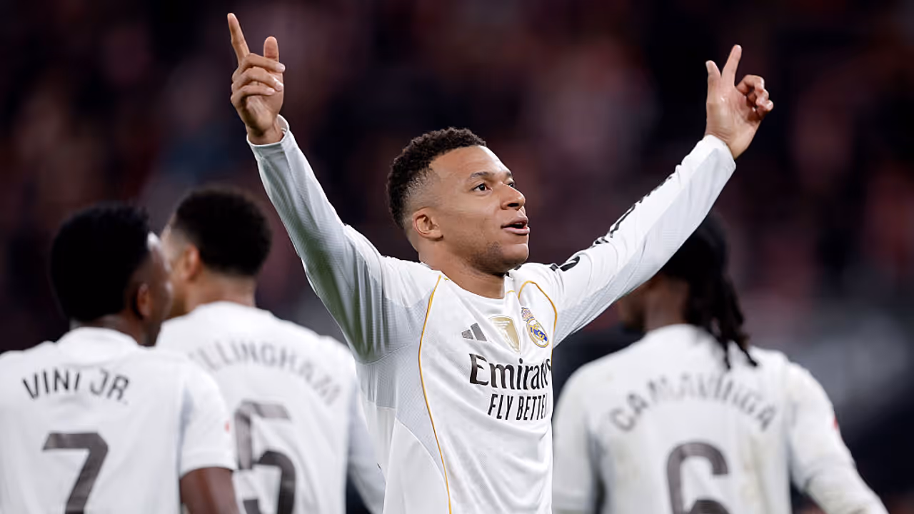 Kylian Mbappe celebrates goal vs Athletic Bilbao Kylian Mbappe celebrates goal vs Athletic Bilbao