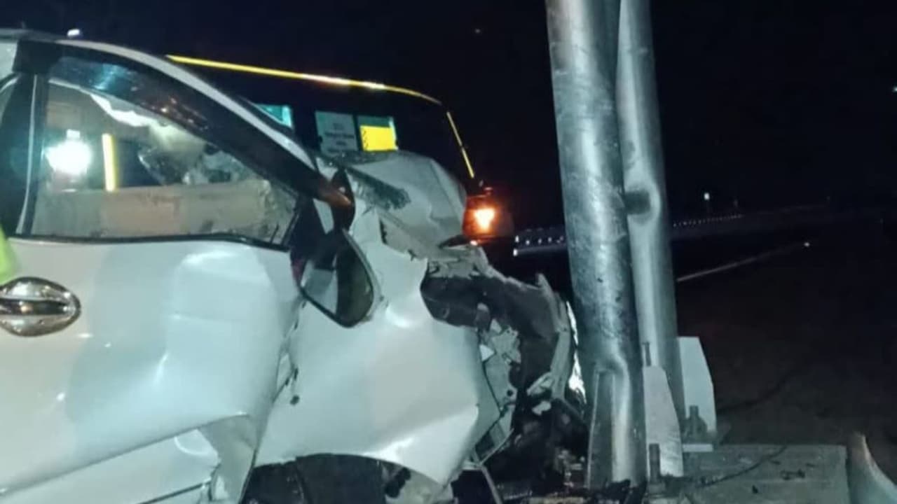 road accident on Delhi Mumbai Expressway 