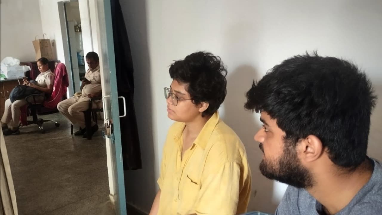 delhi university students Anjali and Abhigyan