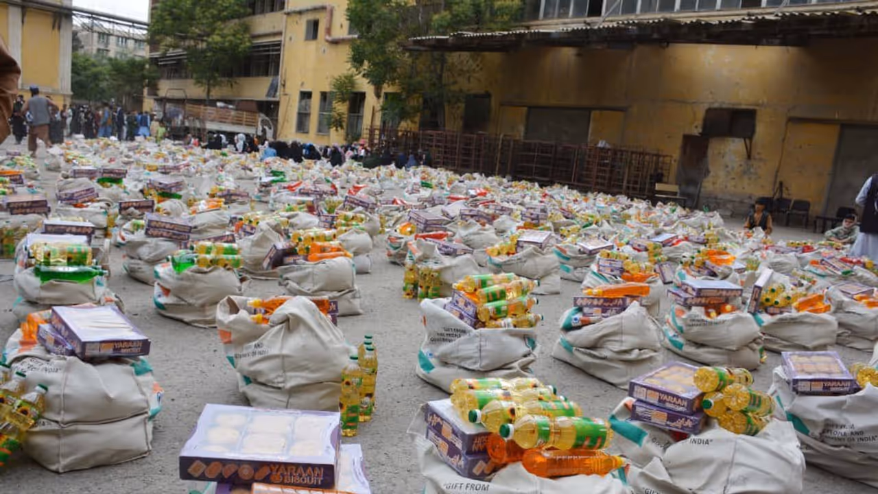 Aid to Afghan refugees Aid to Afghan refugees