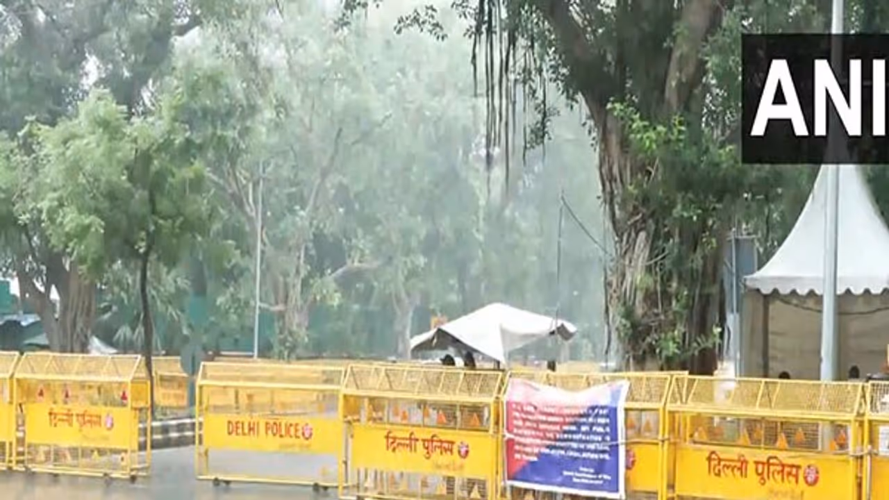 Delhi NCR rain update imd issues red alert in delhi Delhi NCR rain update imd issues red alert in delhi