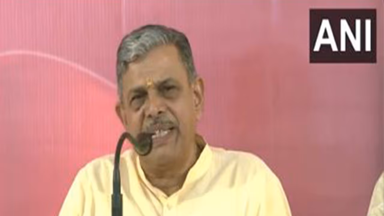 RSS General Secretary Dattatreya Hosabale (Photo/ANI) RSS General Secretary Dattatreya Hosabale (Photo/ANI)