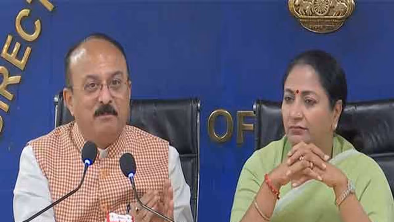 Delhi Chief Minister Rekha Gupta and Minister Ashish Sood (Photo/ANI) Delhi Chief Minister Rekha Gupta and Minister Ashish Sood (Photo/ANI)