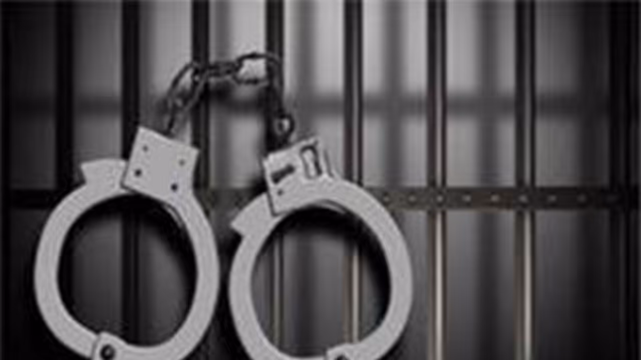 RPF seizes 4.5 kg ganja on Tata YPR Express in Hassan