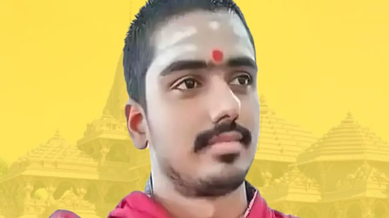 Mohit Pandey Ayodhya Pandit 1