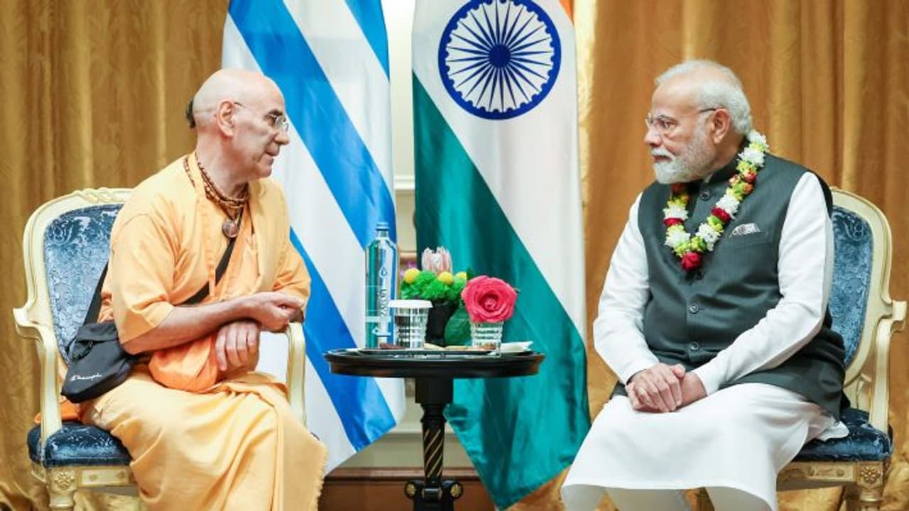 PM Modi meeting with ISKON Head in Greece PM Modi meeting with ISKON Head in Greece