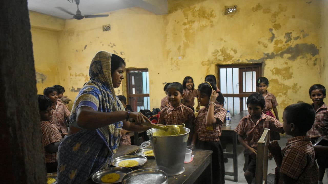 mid day meal in india