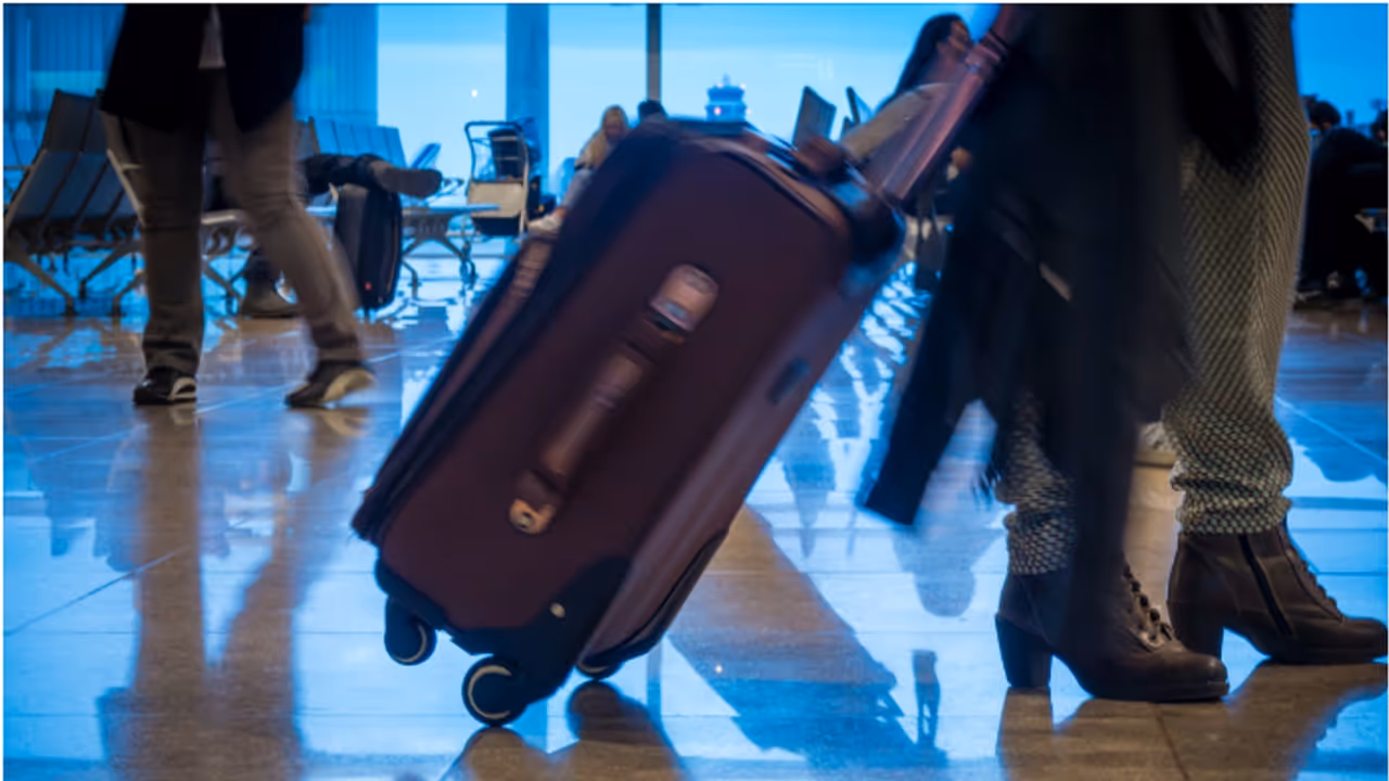 woman died after trapped in baggage carousel at Chicago airport woman died after trapped in baggage carousel at Chicago airport