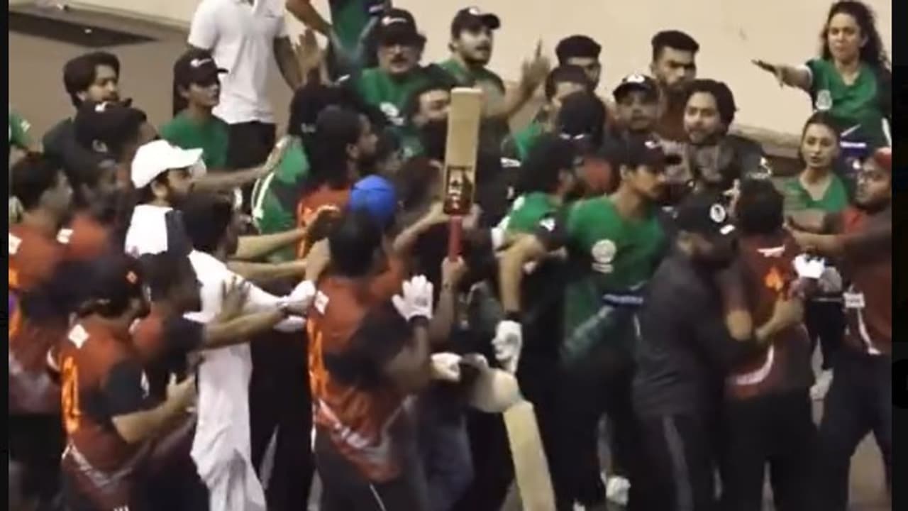 cricket match cricket match