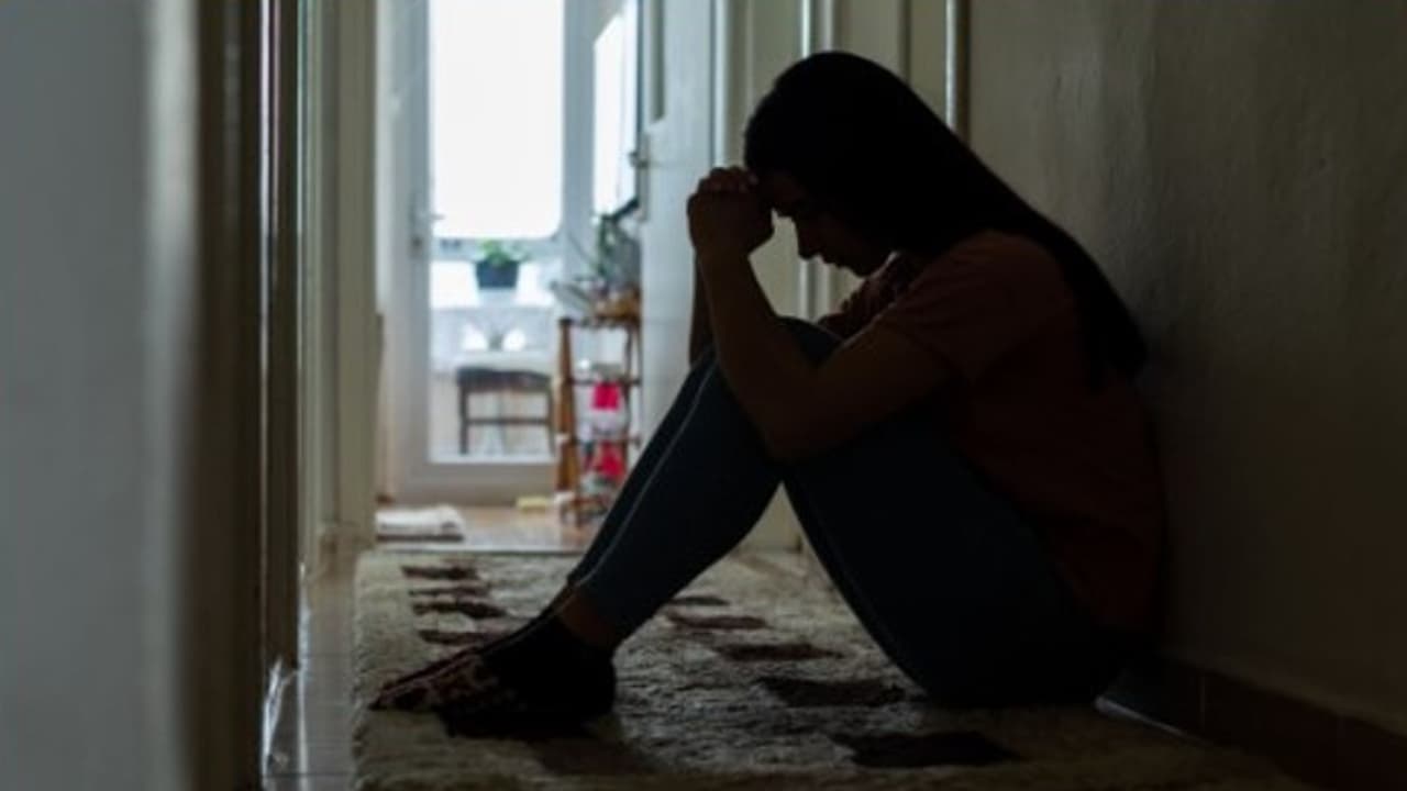 suicide news suicide news