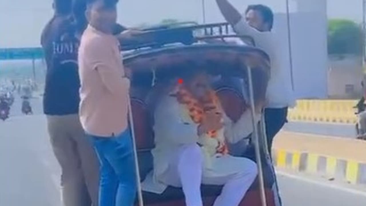 yunus khan 0 yunus khan 0