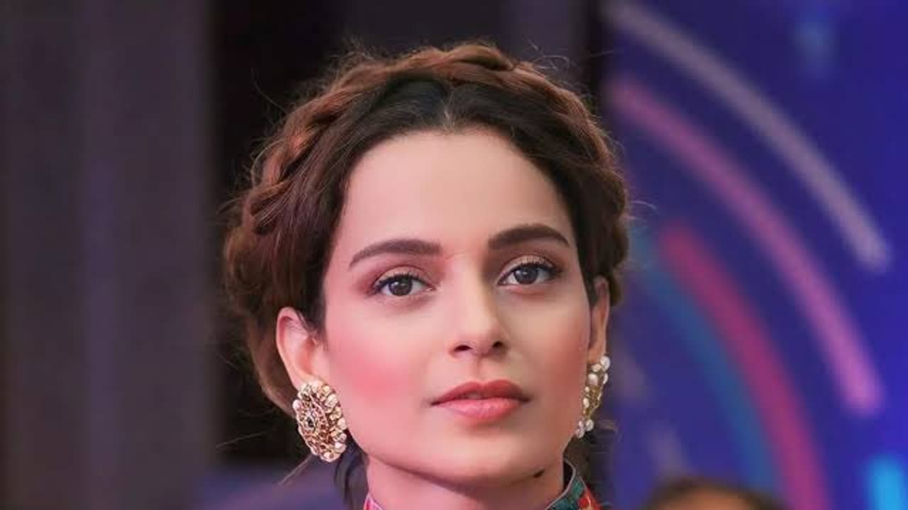 Kangana Ranaut slapped by female CISF jawan for calling her Khalistani watcgh viral video bsm