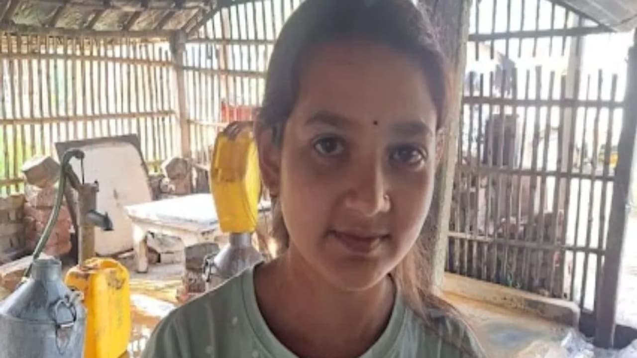 Bihar Board 12th Science Topper Ayushi Nandan