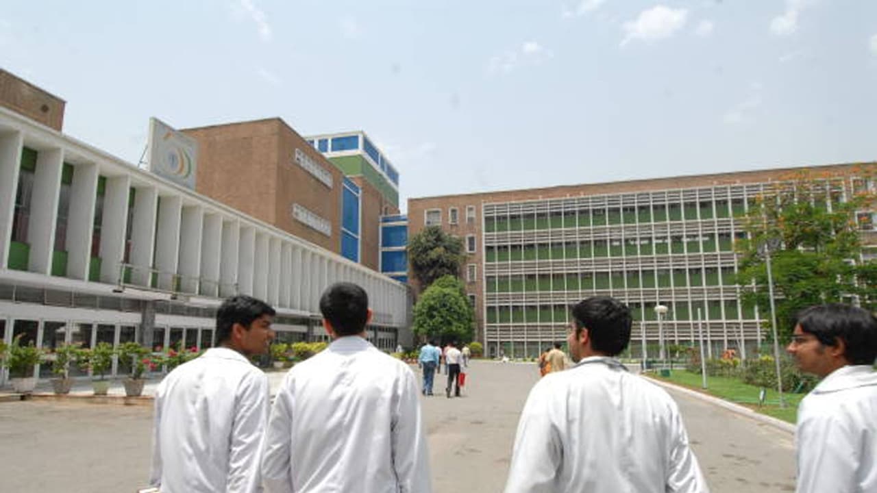 delhi aiims delhi aiims