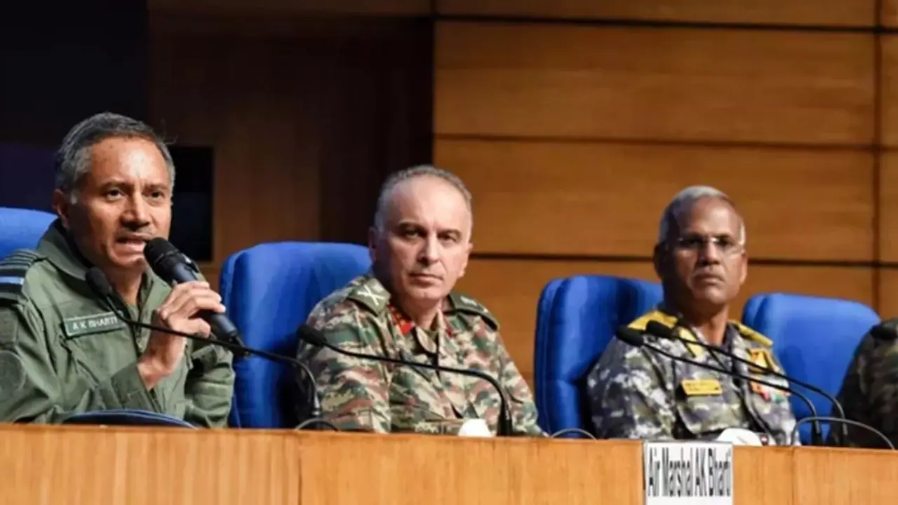  प्रेस ब्रीफिंग