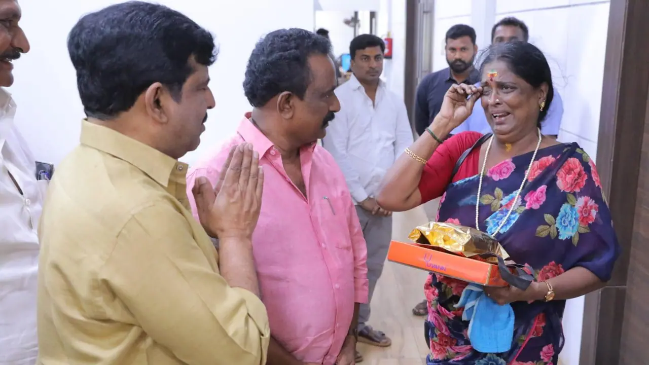 Actress Pakeezah Vasuki 