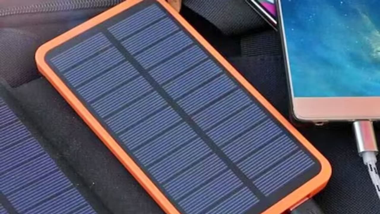 Solar Mobile Charger