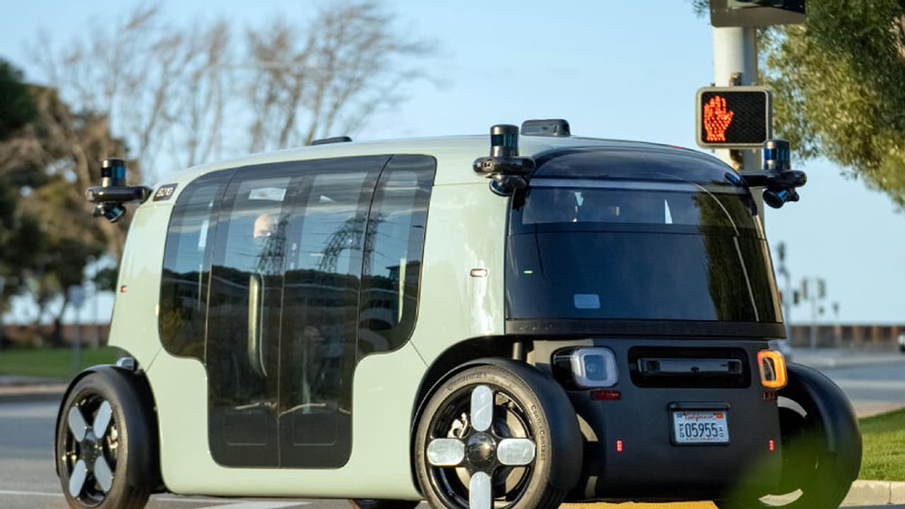 Self Driving Robotaxi Self Driving Robotaxi