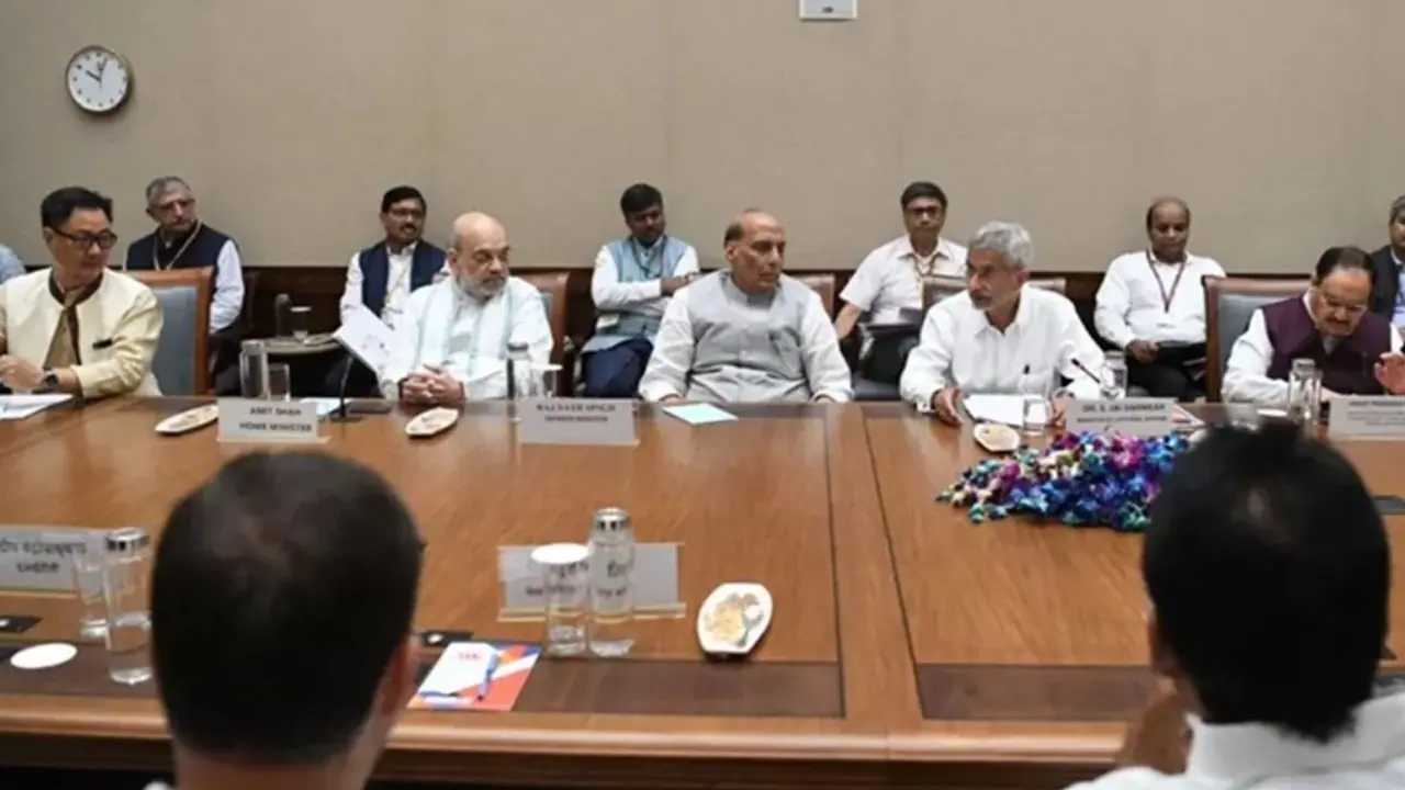 आज होगा पहलगाम आतंकी हमले पर सर्वदलीय बैठक आज होगा पहलगाम आतंकी हमले पर सर्वदलीय बैठक