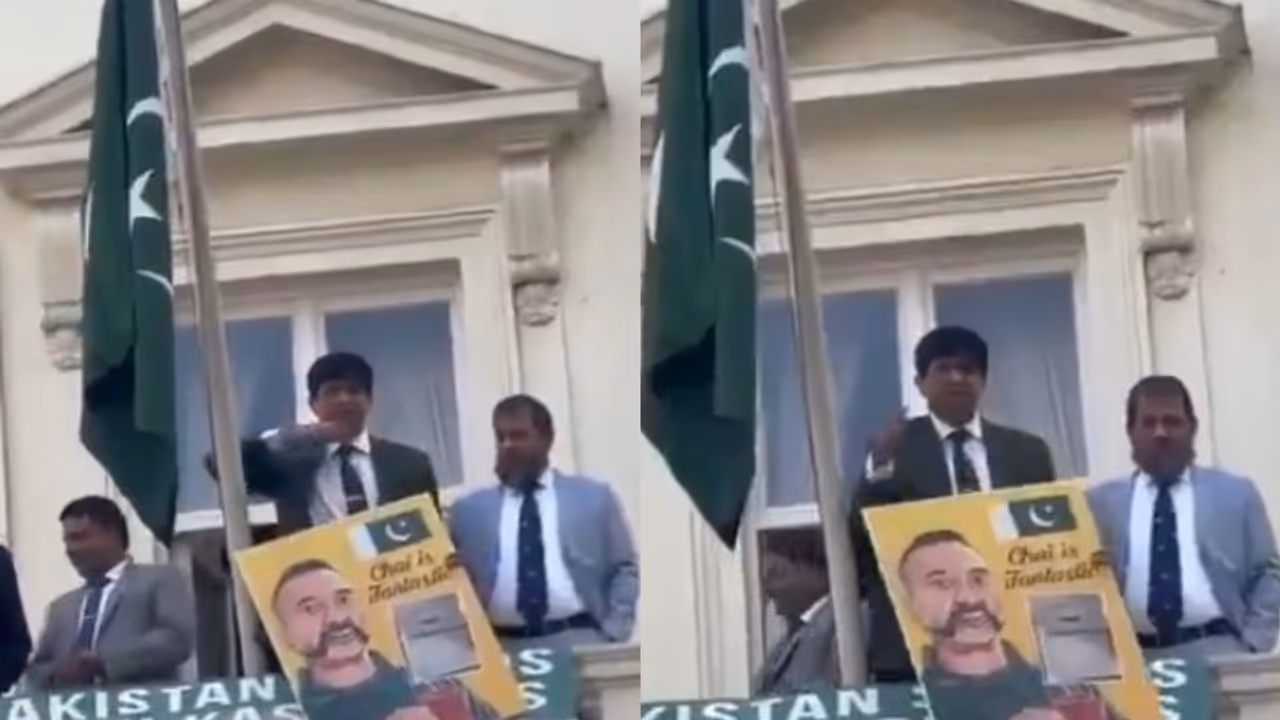 अभिनंदन की तस्वीर दिखाकर किया ऐसा इशारा अभिनंदन की तस्वीर दिखाकर किया ऐसा इशारा