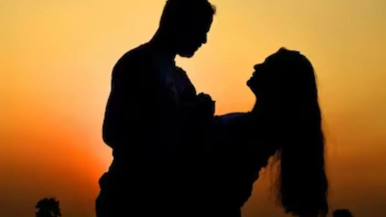 देवर संग फरार हुई महिला 