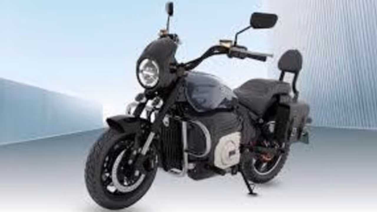 Komaki MX16 Pro Electric Cruiser Bike Launch