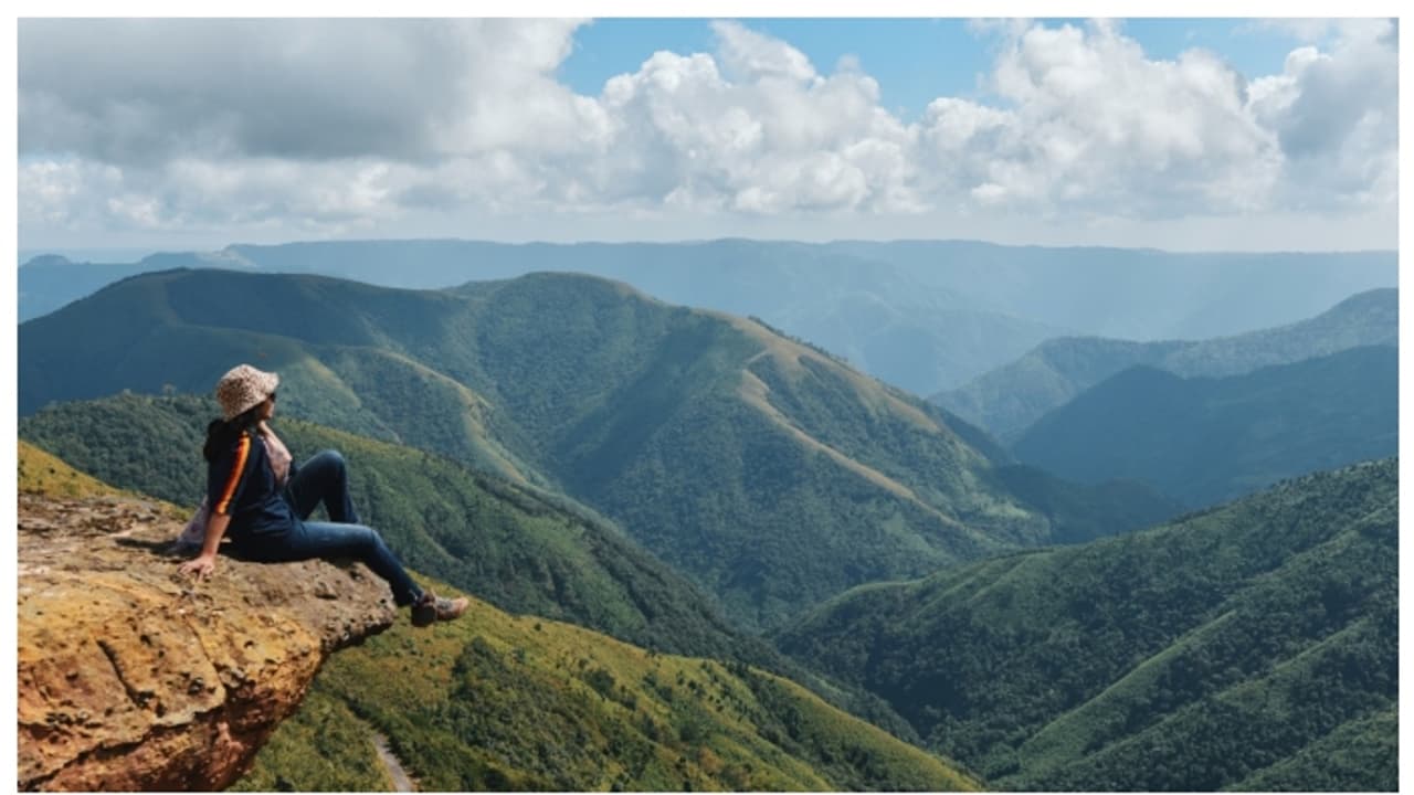 woman traveler, Travel, Yatra woman traveler, Travel, Yatra