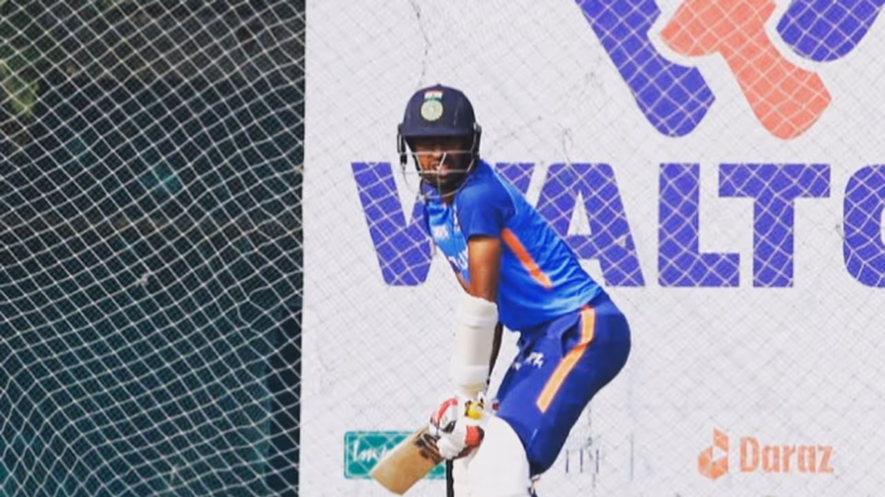 Abhimanyu Easwaran Abhimanyu Easwaran