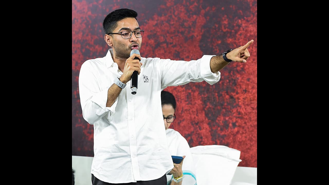 Abhishek Banerjee Inaugurates Stalls and Slams BJP Over Attack on Minister Shashi Panja Abhishek Banerjee Inaugurates Stalls and Slams BJP Over Attack on Minister Shashi Panja