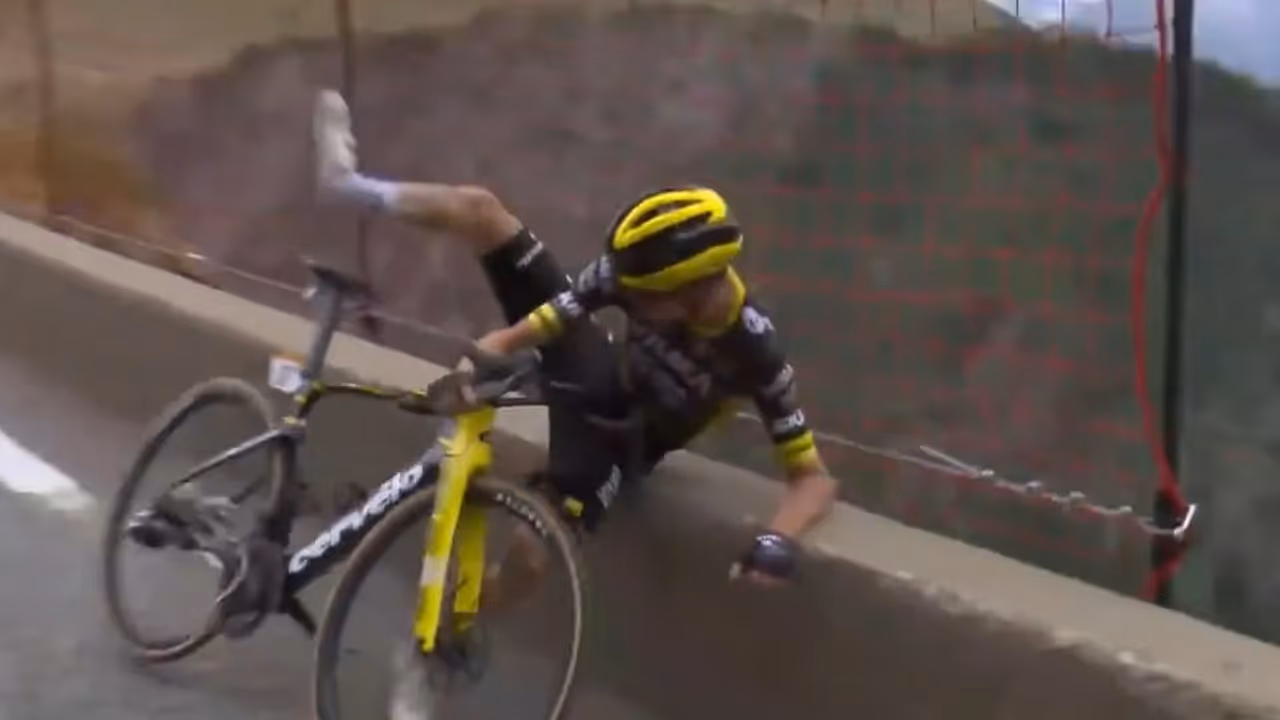 Tour de France Star Cheats Death After Crashing Into Barrier Above Massive Cliff Edge Tour de France Star Cheats Death After Crashing Into Barrier Above Massive Cliff Edge