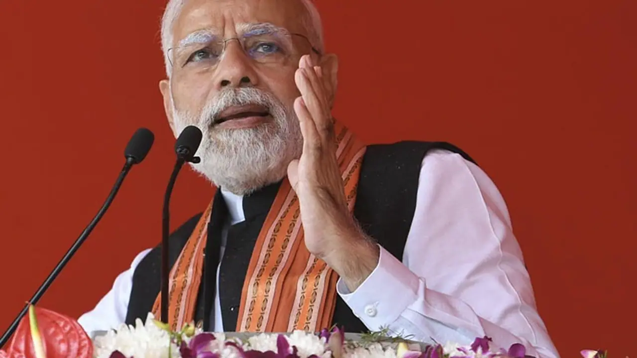 PM Narendra Modi took 11 times the rich history of Bengal in Man KI Baat take a look back on 100 episode of MKB 