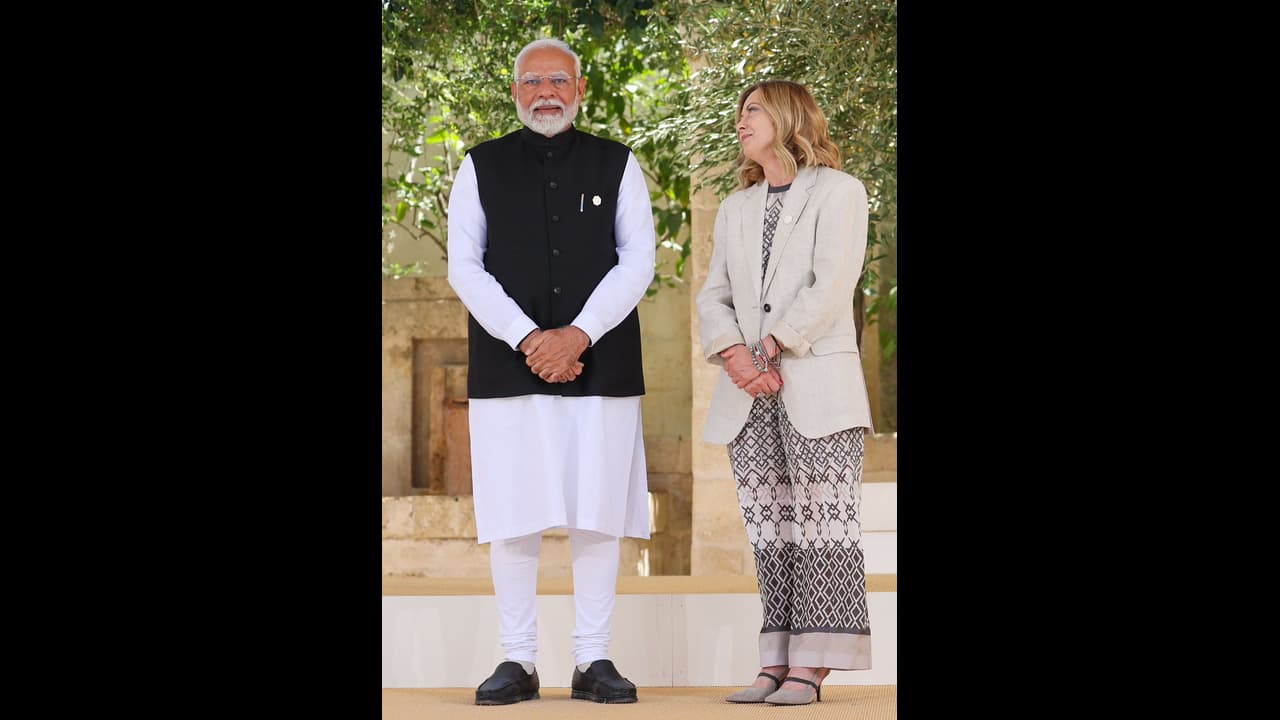G7 Summit PM Modi and Meloni meet G7 Summit PM Modi and Meloni meet