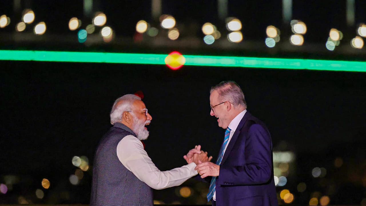 pm modi delhi return pm modi delhi return