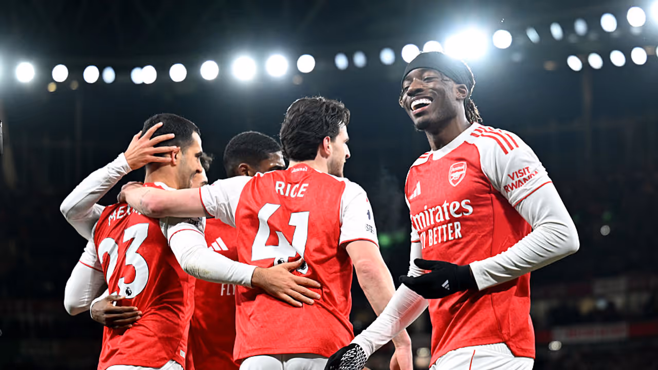 Arsenal players in action during clash vs Brentford Arsenal players in action during clash vs Brentford