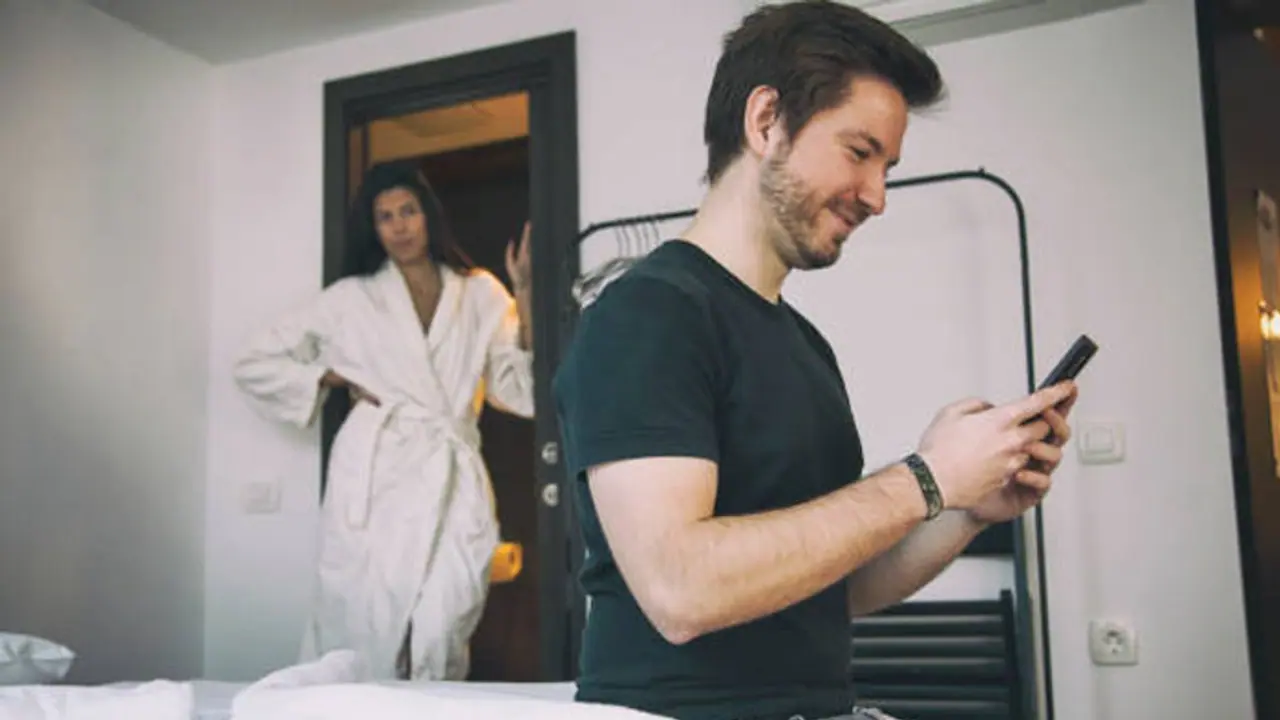 Husband Wife Husband Wife