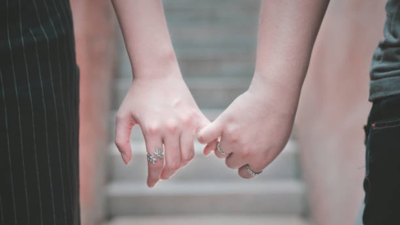 LOVE STORY CRIME LOVE STORY CRIME