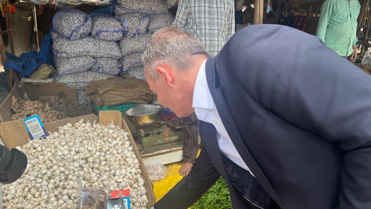 Impressed German minister while checking Indias UPI system 