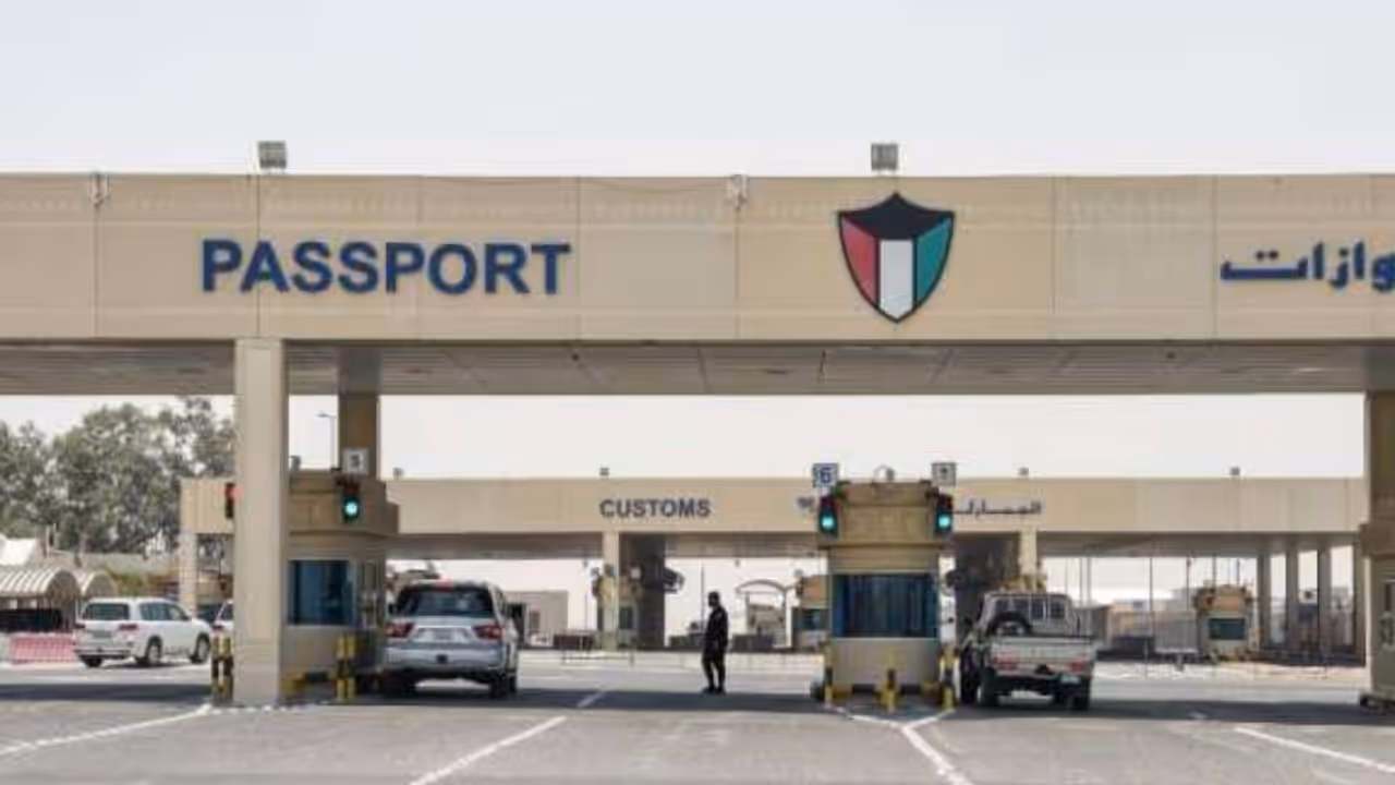 kuwait drone missile attacks saudi arabia opens borders emergency travel relief kuwait drone missile attacks saudi arabia opens borders emergency travel relief