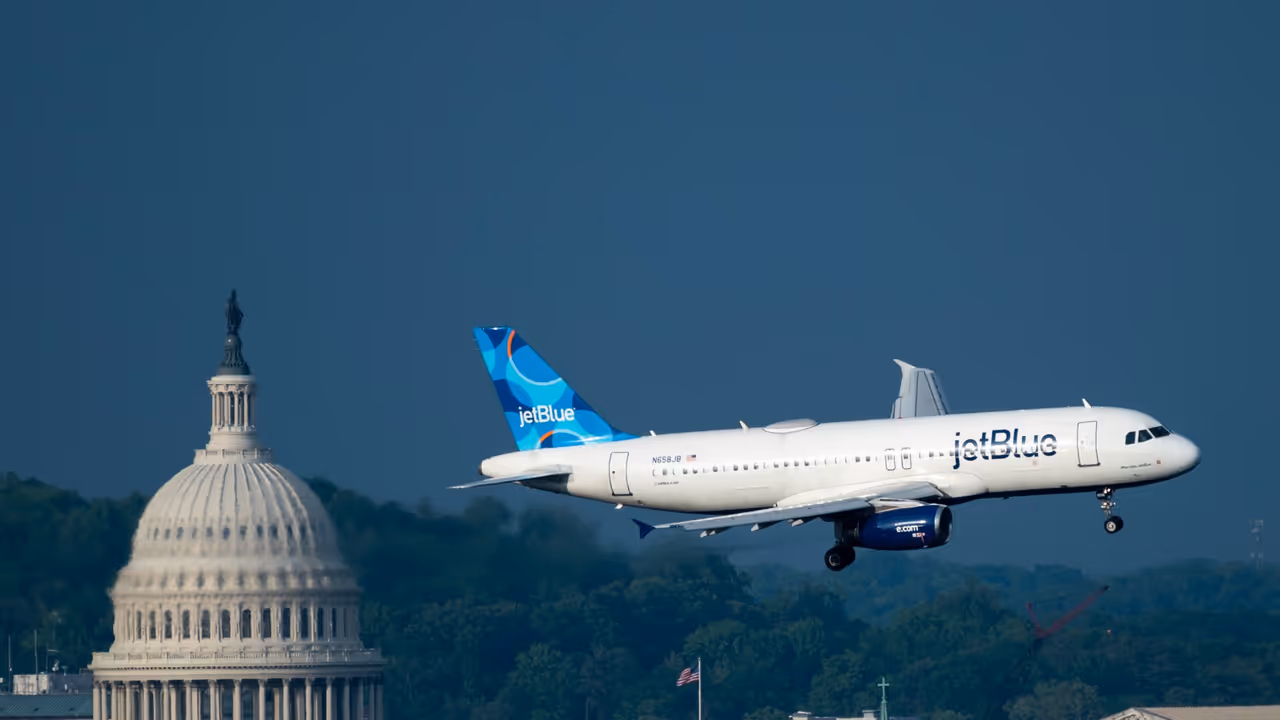 JetBlue Airlines Airbus A320 JetBlue Airlines Airbus A320
