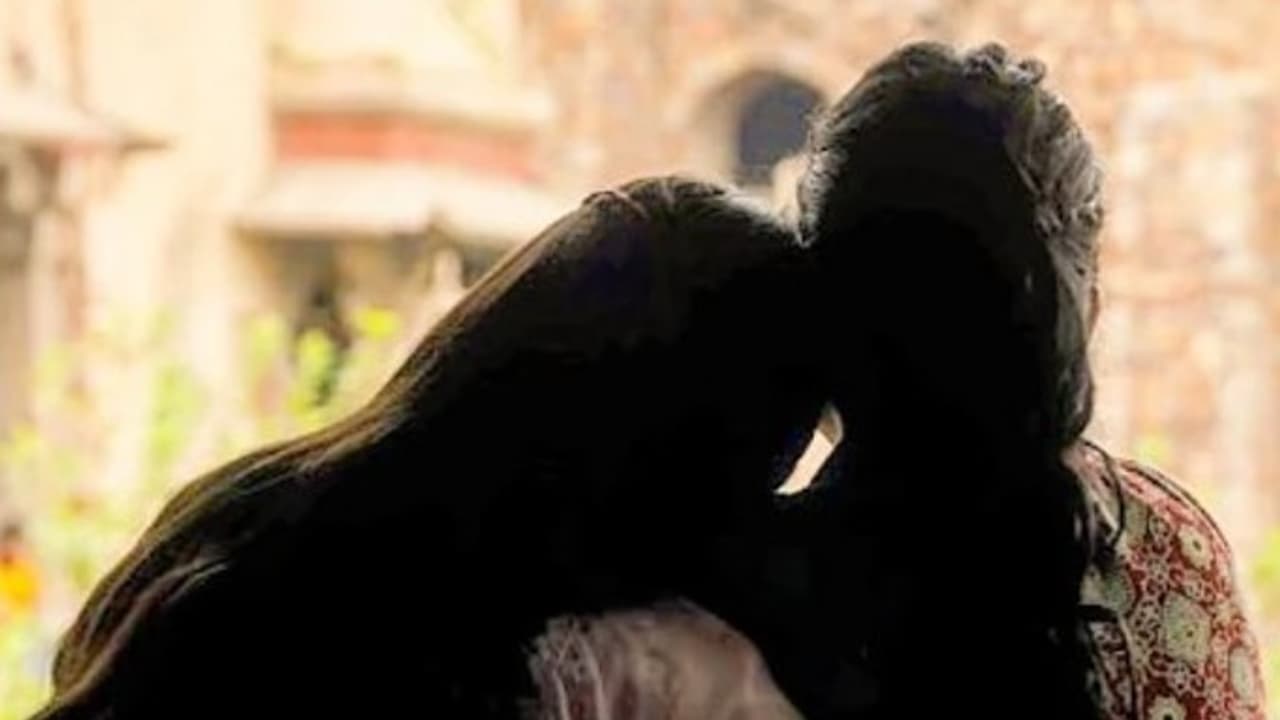 two sisters marriage