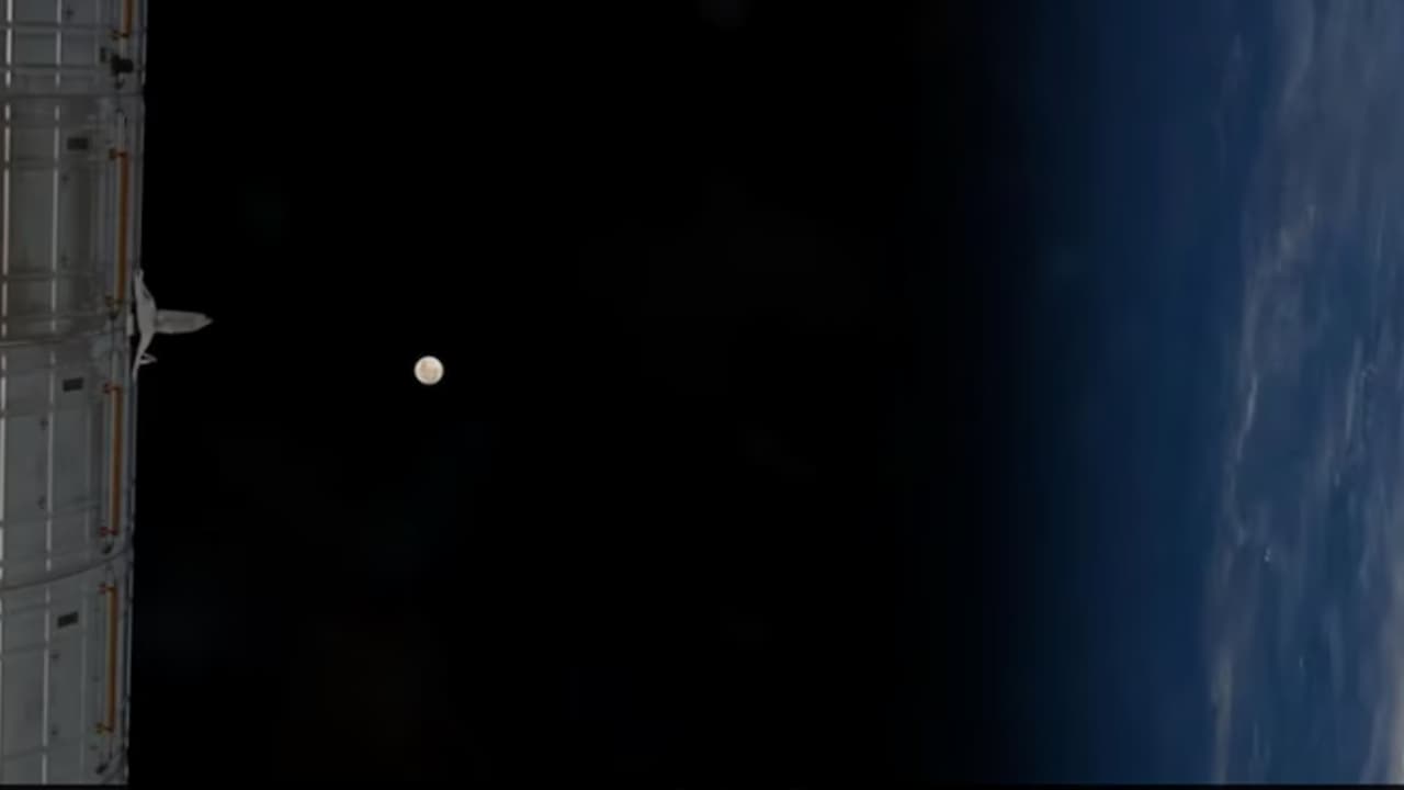 Astronaut Shares Stunning Full Moon View From Space Astronaut Shares Stunning Full Moon View From Space